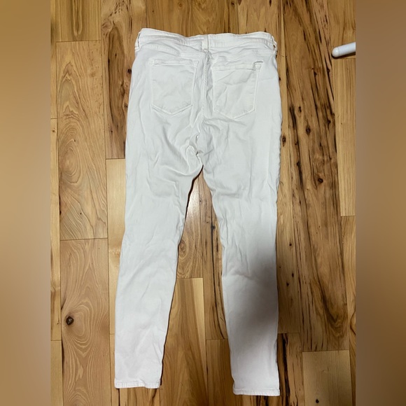 Old Navy Rockstar White Jeans - Picture 2 of 5
